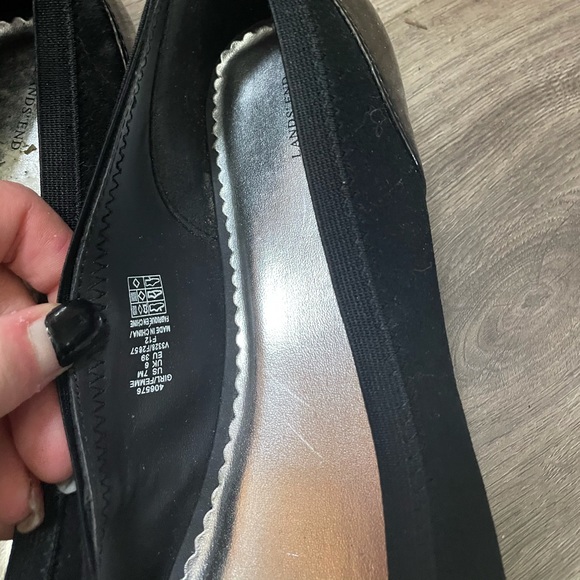 Cute black flats - Picture 3 of 4